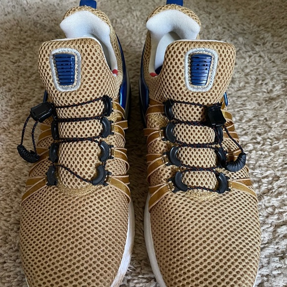 $40 OBO! Nike Shox Running shoes. Gold - USA. Women’s Size 10. Gently used. - Picture 4 of 4